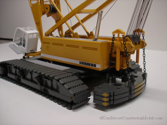 Liebherr LR 1280 Litronic クレーン模型 Liebherr LR 1280 Litronic クレーン模型 - メルカリ